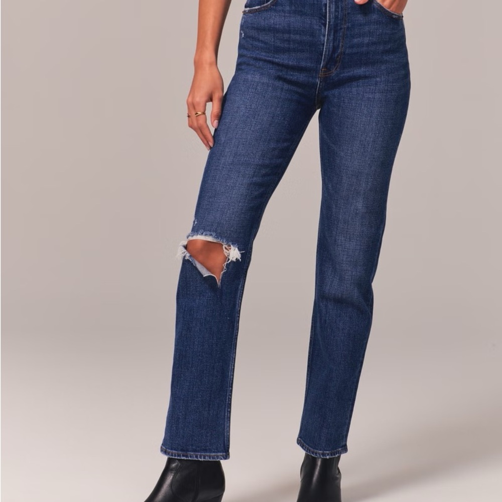 Abercrombie & Fitch the ankle straight ultra high rise jeans size 6